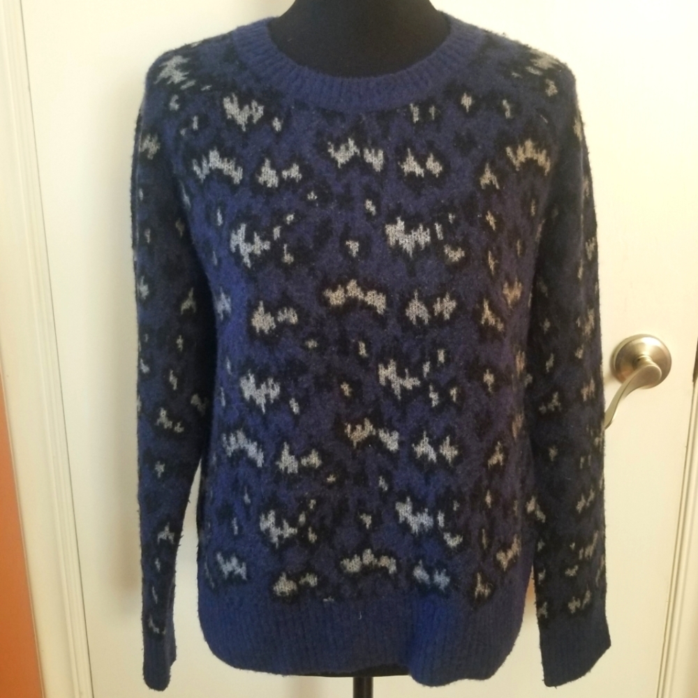 ATHLETA Women's Hawthorn Wool Blend Cheetah Leopard Print Navy Sweater. Small